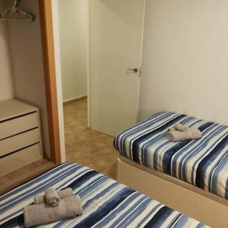 Holisplace- Lovely Apartment In Downtown Alicante Bagian luar foto