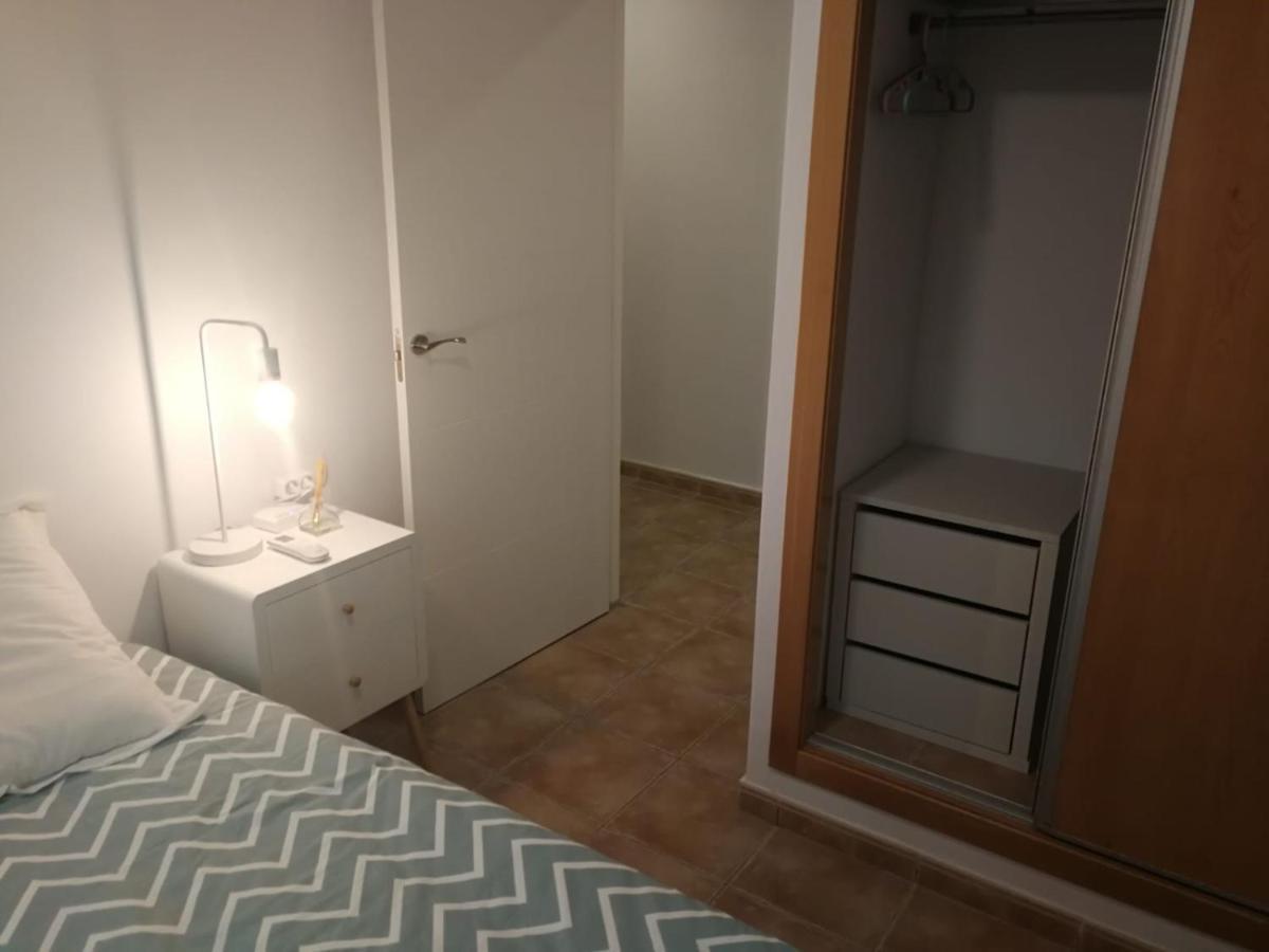 Holisplace- Lovely Apartment In Downtown Alicante Bagian luar foto