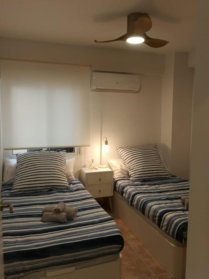 Holisplace- Lovely Apartment In Downtown Alicante Bagian luar foto